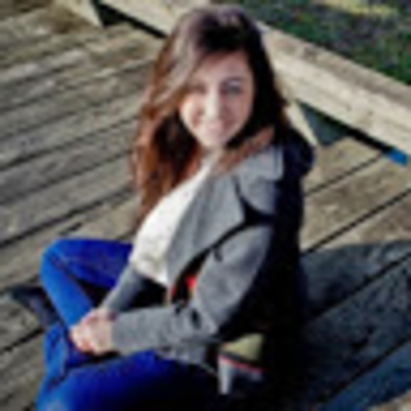 Meet your Posher, Haley - Picture 1 of 1